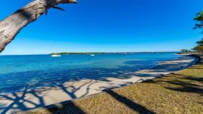 Bribie Waters On Welsby - Image 4