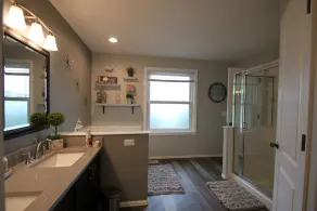 Modern 3BR  3 Bath Ranch, Resort Oasis with Hot Tub,Fire Pit Workspace Near DIA - Image 3