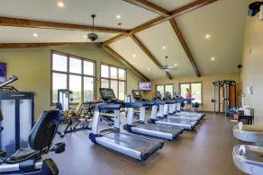 Trails, Golf & Beaches! Luxe Innsbrook Resort Stay - Image 2