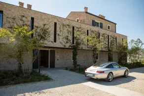 Evocative private patronal villa with views of olive groves and vineyards - Image 4