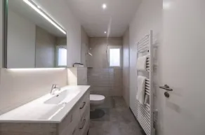 NEW Riverside air conditioned calm enclave - Image 3