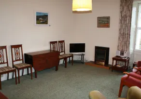 Perfectly located for town and beach - Victorian terraced house near East Beach. Sleeps 7 - Image 2