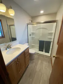 Lakeside Escape/ Ski Nordic Mt./ lakefront cabin/ pontoon rental/ Pets/ Hot Tub! - Image 5