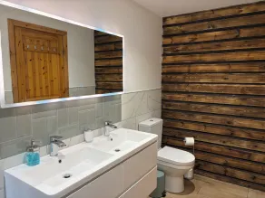 Karelia - Luxury Finnish Log Cabin w/Hot-tub - Image 3