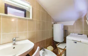 2 Bedroom Amazing Apartment In Pavicini - Image 3