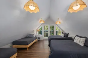 Family Cabin 5 Bedroom Home by NW Comfy Cabins - Image 5