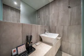 Stay Month Hotel - Image 4