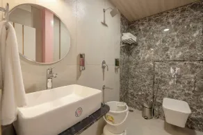 Legacy Inn - Image 5