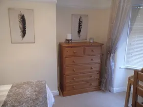 Heathside House 2 Bed House - Image 5