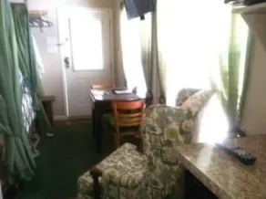 Old Irish Bandb @ Patricks' Pastures Alpaca Ranch - Image 3