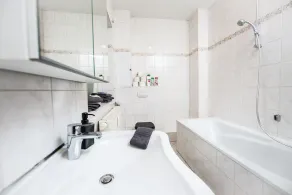 Apartment Central - Image 5