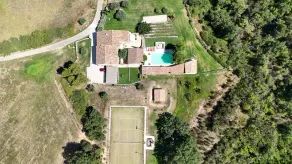 Exclusive 16 beds property, 7 AC rooms, tennis, heated pool, top view... & Chef! - Image 3