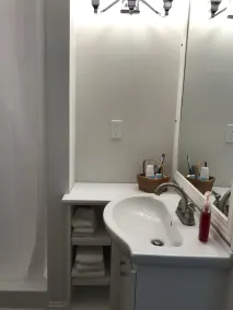 Privat fuldt møbleret studio lejlighed i prestigeområde - Image 3