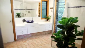 Picnic House, Luxurious Tropical House - Image 2