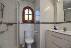 Schöne und komfortable Haus in Denia, Costa Blanca, Spanien  mit Gemeinschaftspool für 4 Personen - Image 3