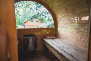 Large Holiday Villa With Sauna, Jacuzzi and Pool - Image 4
