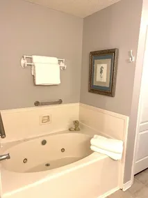 Private spacious home on 5 acres just minutes from the beaches and theme parks! - Image 5