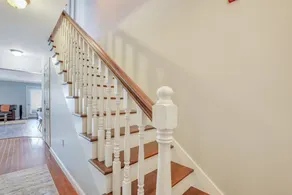 Downtown Loft - Above Bull & Barrel & Close to Georgia Southern - Image 3