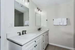Casa De View: 14th Floor Lux Condo Sleeps 8! Heated Pool and Hot Tub! Includes Beach Service! - Image 4