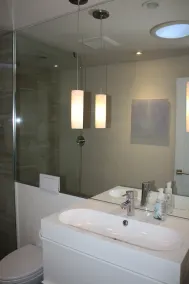Moderne & Serene Home Deux Artiste - Image 3