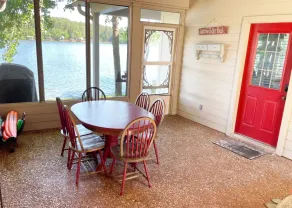 Wunderschönes East Texas Cottage am privaten See - VRBO Premier Property - Image 2