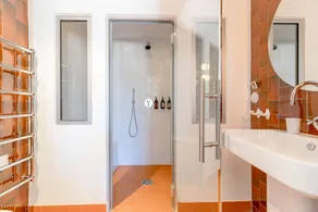 MAISON DOMINOS Villa St Remy Centre Piscine chauffée et Hammam - Image 3
