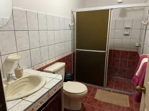 SJO location centered, VERY spacious and private apartment - Image 2