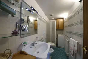 Nice and Romantic Apartment with Sea View  - Image 3