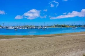 Manhattan Shores 3 - Image 5