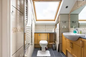 London Stylish 3BR house - Image 3