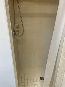 Rymlig 3 BR 2 Bath Deep Canal Pool Hem - Image 3