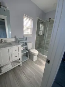 Spacious private home , private pool, dogs allowed, near boat dock, restaurants - Image 2