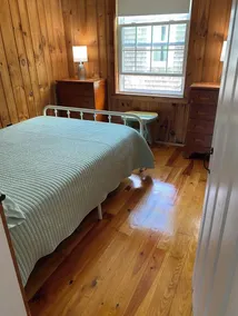 Light and bright three bedroom cottage-steps away from Humarock Beach. - Image 5