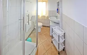 2 bedroom nice home in Grambin - Image 3