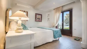 Gratsias Luxury Apartments Naxos - Image 5