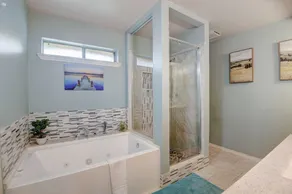 Carrollton Retreat! 4BD / POOL TABLE * - Image 4