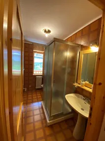 Apartment 5 adults + 1 child 300 meters from the slopes - Image 4