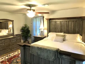 Rural Farm Chic - Big Spaces for the Whole Gang! The Gathering House. - Image 2