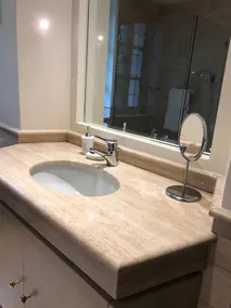 Apartamento em Villa del 700 em Turim com Terraço e Jardim - Image 4