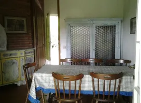 casa localizada em Victoria Apuan (Forte dei Marmi) muito perto do mar - Image 5