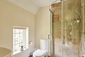 Woodland Round House -  Luxury Cottages - Image 3