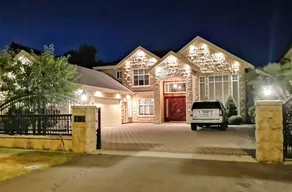 Cozy King Sized Private Entrance Suite 15 min from YVR and self check in - Image 4