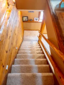 Rustic Charm: Pewaukee Lake Cabin, Sauna & Hot Tub - Image 2