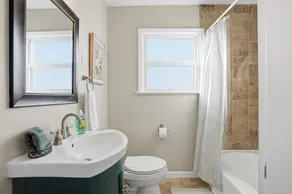 1940s Stunning Midtown Remodel | Expo / TU 1 Mile - Image 4
