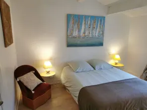 Pensionat nær centrum af La Rochelle med opvarmet pool - Image 3