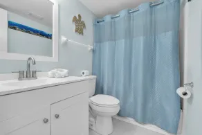 Coquina Cottage 2 Bedroom Cottage by RedAwning - Image 3