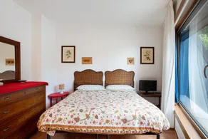 Appartamento 'Pino' con vista sulle montagne, terrazza privata e giardino in comune - Image 5