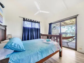 Pet and Family Friendly Peaceful Island W'front home, crabbing, kayaking, bikes - Image 4