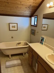Tahoe area Cabin, Pet Friendly, 3 miles to Sugar Bowl, On x-country ski trail - Image 4