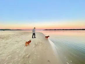 Sand - Relaxed Coastal Vibes, Bay Views, Dog Friendly - Image 3